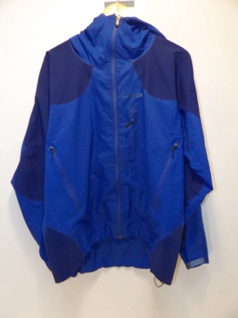 Patagonia Size Large Blue Raincoat - Blue