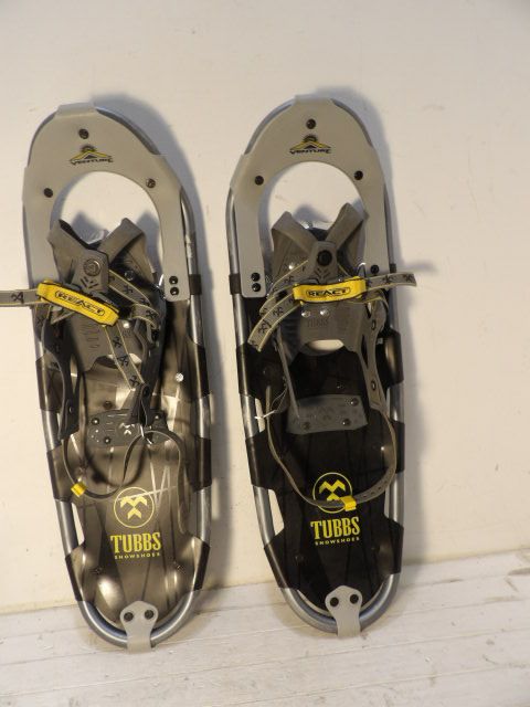 Tubbs Size 25 in. Snowshoes - Black / Grey