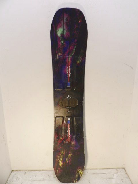 Women's Burton DejaVu Size 134cm Snowboard - Purple/Black