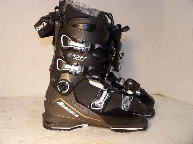 Womens Nordica Sports Machine 85 Size 24.5 Wide Downhill Boots - Black