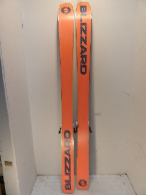 Mens Blizzard Hustle 10 w/Attack 14 Size 180cm Downhill Skis - Orange