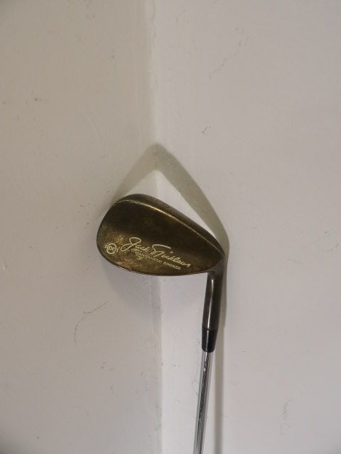 Jack Nicklaus RPM Manganeese Bronze Pitching Wedge