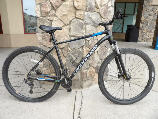 2019 Cannondale Trail 7 Size XL Mountain Bike
