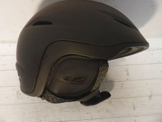 Giro Union Size Medium Helmet - Black - MIPS