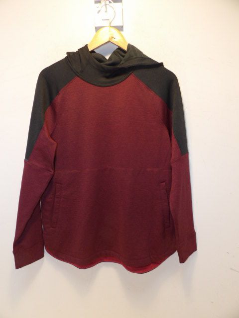 Size Large Burton Maroon Fleece