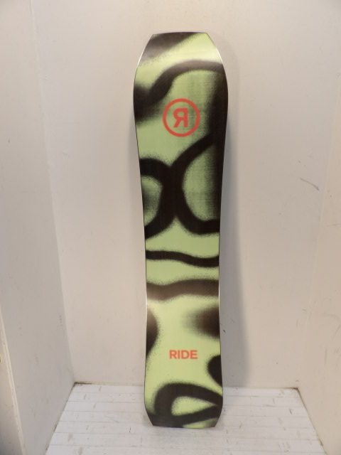Mens Ride Warpig Size 148cm Snowboard - White