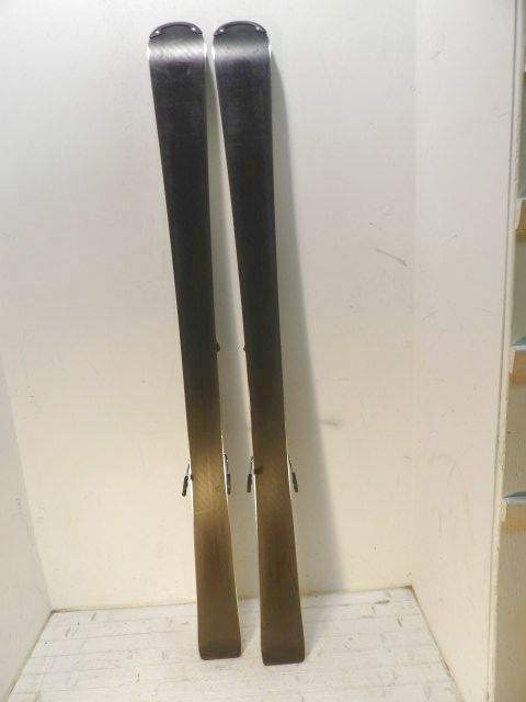 Unisex Volkl Deacon 8.0 w/ M 10 Size 151cm Downhill Skis - Black / White / Green