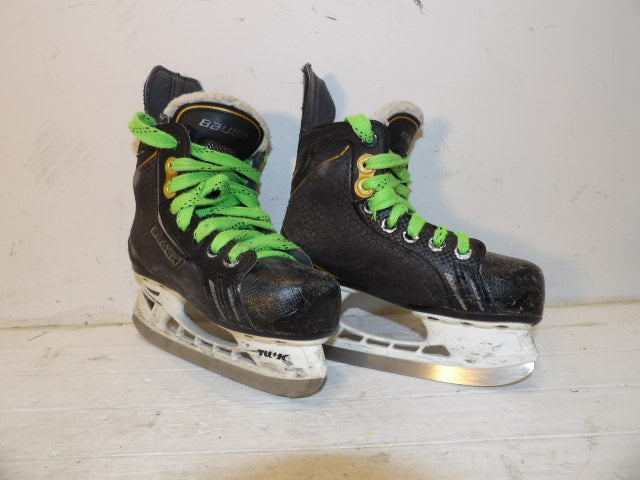 Youth Bauer Supreme Size 12Y Ice Skates