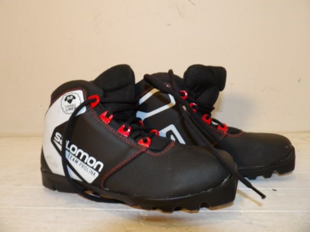 Salomon Nordic Boots - Size 5.5 - Black
