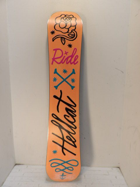 Women's Ride Hellcat Size 146cm Snowboard - Black