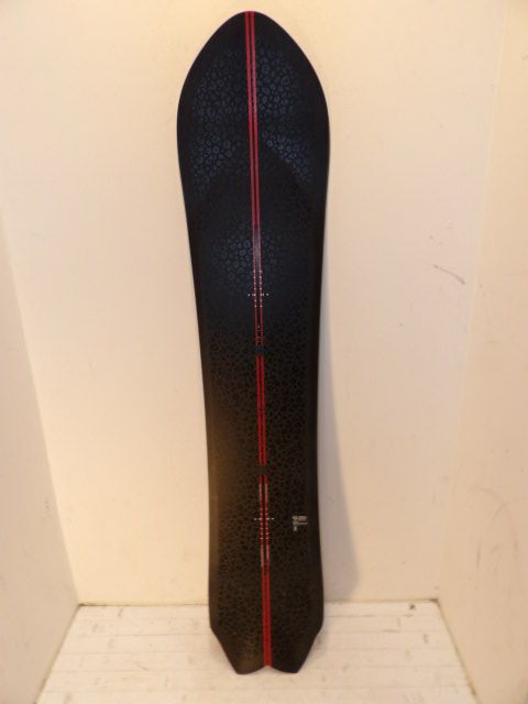 Burton Fish Size 151cm Snowboard - Black / Red