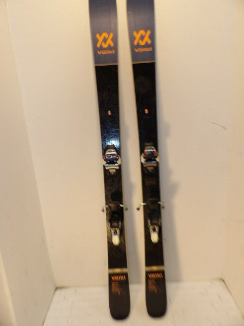 Womens Volkl Secret 92 w/ Marker 11.0  Size 163cm Downhill Skis - Black
