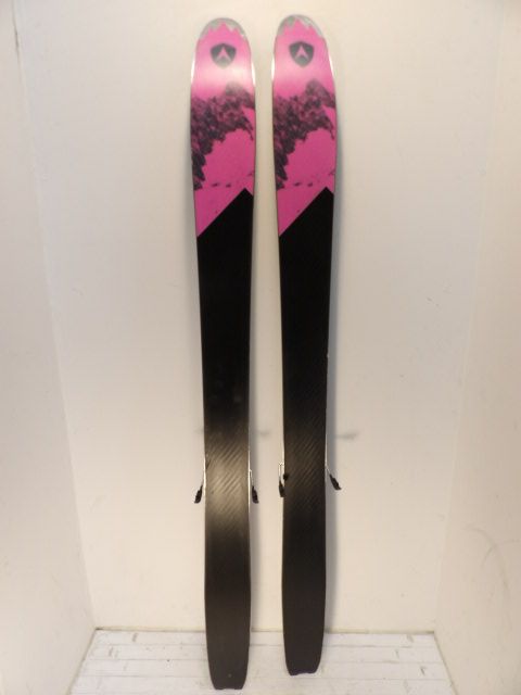 Womens Dynastar Cham 107 w/Griffon Size 165cm Downhill Skis