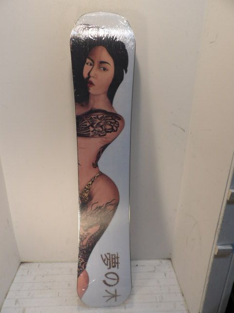 Men's Dream Tree The Girl With The Dragon Tatoo Size 153cm Snowboard