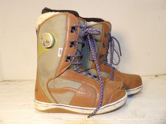 Women's Vans Ferra Size 8.0 Boots - Brown
