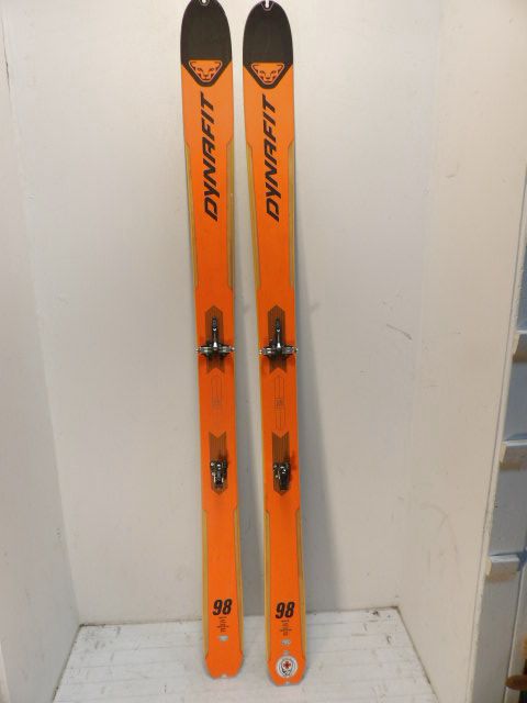 Mens Dynafit Beast 98 w/ Dynafit Expedition Dynafit Size 177cm Downhill Skis
