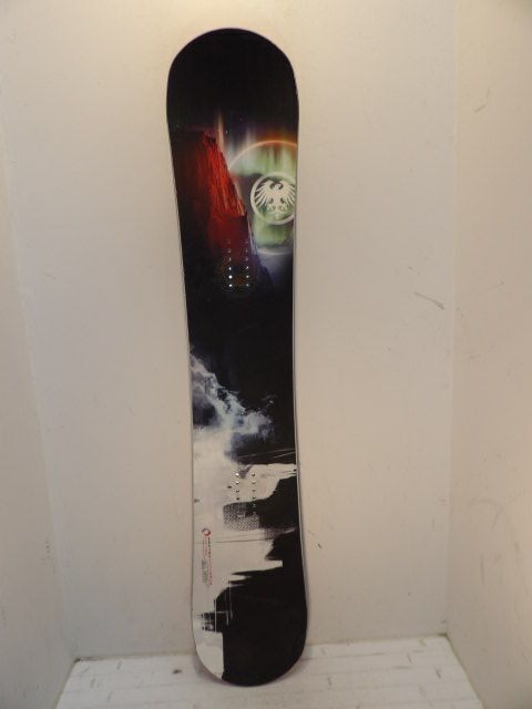 Mens Never Summer Protosynthesis Size 158cm Snowboard - Black / White / Red