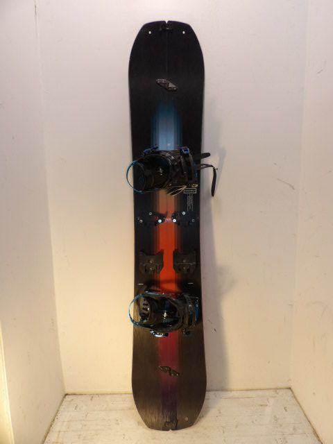 Nitro Team Size 159CM Split Board / Spark Arc Bindings / Skins Complete