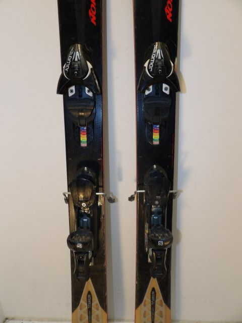 Mens Nordica NRGY 100 w/ Salomon Size 177cm Downhill Skis - Black