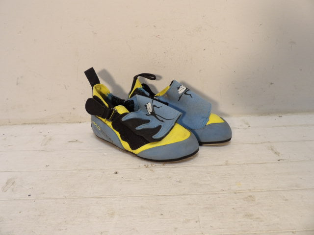 Mad Rock Climbing Shoes - size 12 - Blue / Yellow