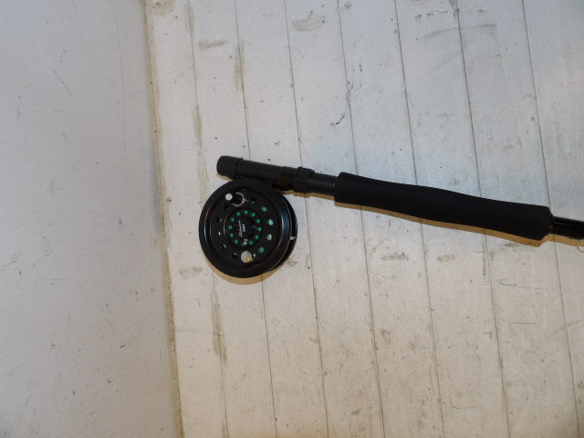 Shakespear 8' 5wt Fly Fishing Rod & Reel & Case