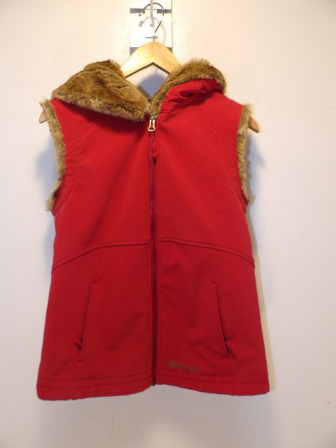 Marmot Size Small Red Vest - Red