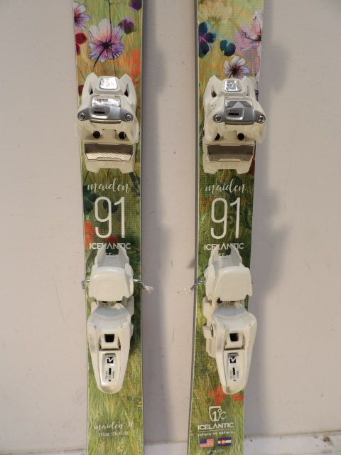 Womens Icelantic Maiden 91 w/ Squire Size 155cm Downhill Skis - Flowers / Multi