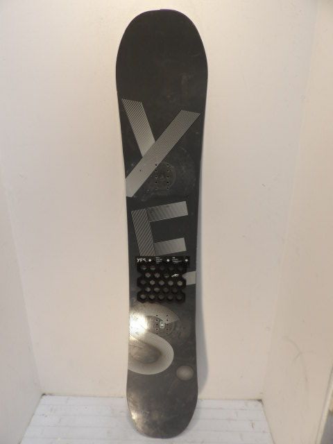 Men's Yes Basic Size 158cm Snowboard