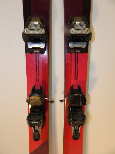 Mens Elan Rip Stick 94 w/  Size 162cm Downhill Skis - Maroon