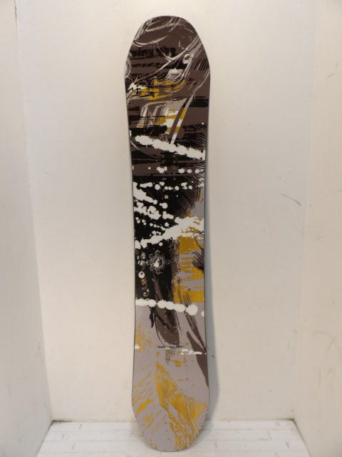 Mens Yes Basic UnInc RDM Size 152cm Snowboard - Black / Grey / White