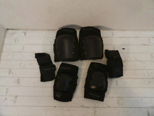 Pro Tec Knee/Elbow/Wrist Pack - Black