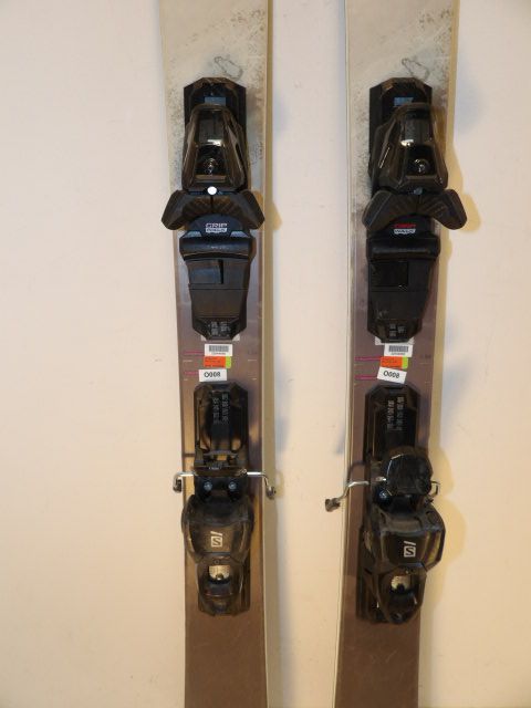 Womens Rossignol Black Ops Stargazer w/ M11 Size 154cm Downhill Skis - White