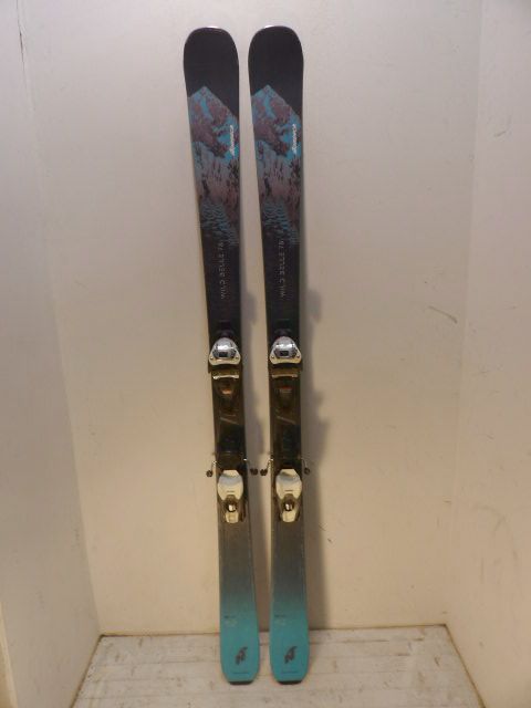 Womens Nordica Wild Belles 78 w/ Marker Size 162cm Downhill Skis - Black / Blue