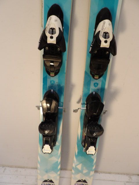 Womens Dynastar Cham 97 w/ Z10 Size 152cm Downhill Skis - Blue / White