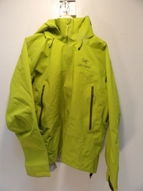 Men's Arcteryx Size XL Green Jacket