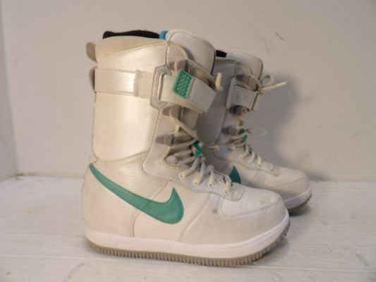 Women's Nike Zoom Force 1 Size 7.0 Boots - White