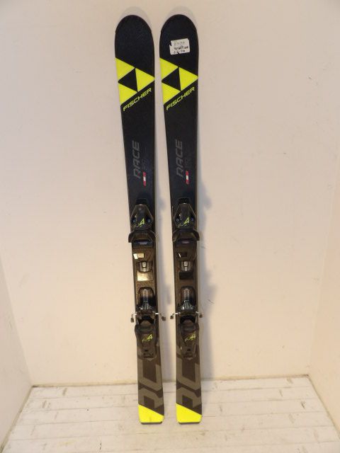 Youth Fischer Race Size 120cm Kids Skis - Black / Yellow