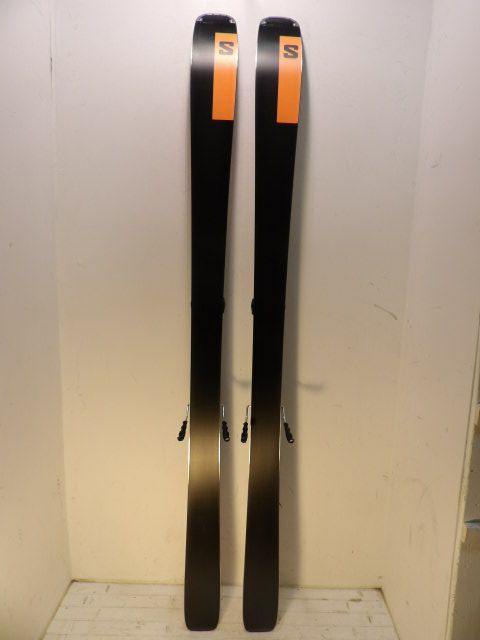 Men's Salomon Stance 84 w/ Attack 14 Size 177cm Downhill Skis - Grey/Orange