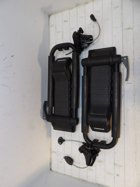 Thule Kayak Rack w/ Paddle Holder