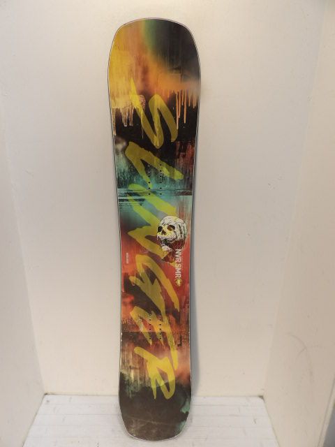 Men's Never Summer Funslinger Size 157 Wide Snowboard