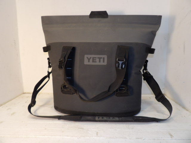 Yeti Cooler - Soft - Grey