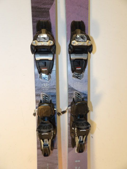 Womens Blizzard Black Pearl 88 w/ Squire Size 152cm Downhill Skis - Purple