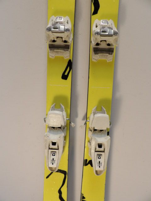 Mens Volkl Revolt 87 w/ Squire  Size 177cm Downhill Skis - Yellow