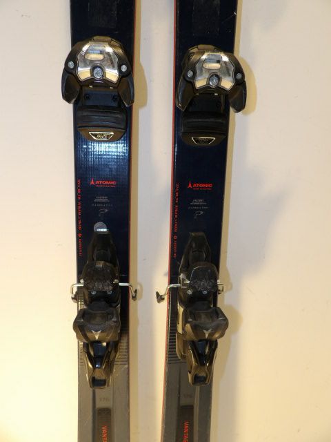 Mens Atomic Vantage 90 w/ Warden11 Size 176cm Downhill Skis