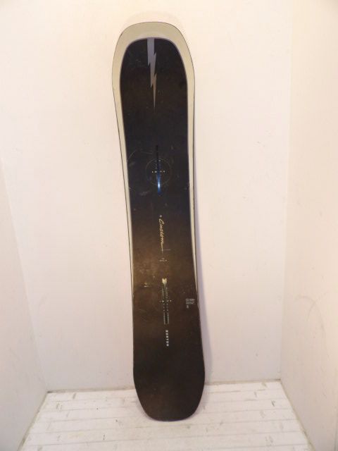 Youth Burton Custom Smalls Size 145cm Snowboard