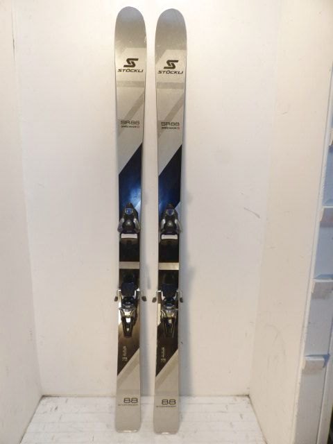 Mens Stockli Stormrider 88 w/ Strive  Size 175cm Downhill Skis - Black / Silver