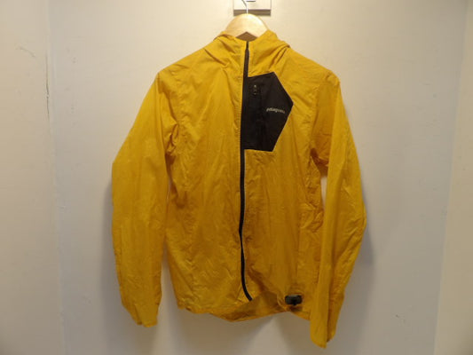 Patagonia Size S Orange Raincoat