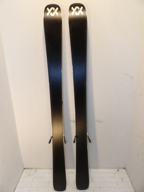 Womens Volkl Kenja 88 w/ Marker Squire Size 149cm Downhill Skis - Purple