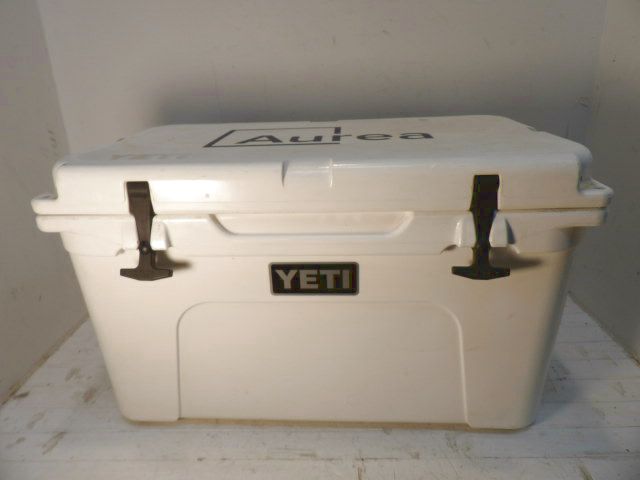 Yeti Cooler - Tundra 45 - White