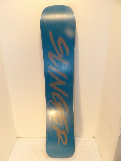 Men's Never Summer Funslinger Size 157 Wide Snowboard